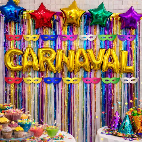 Decoração de Carnaval com cortina metalizada colorida